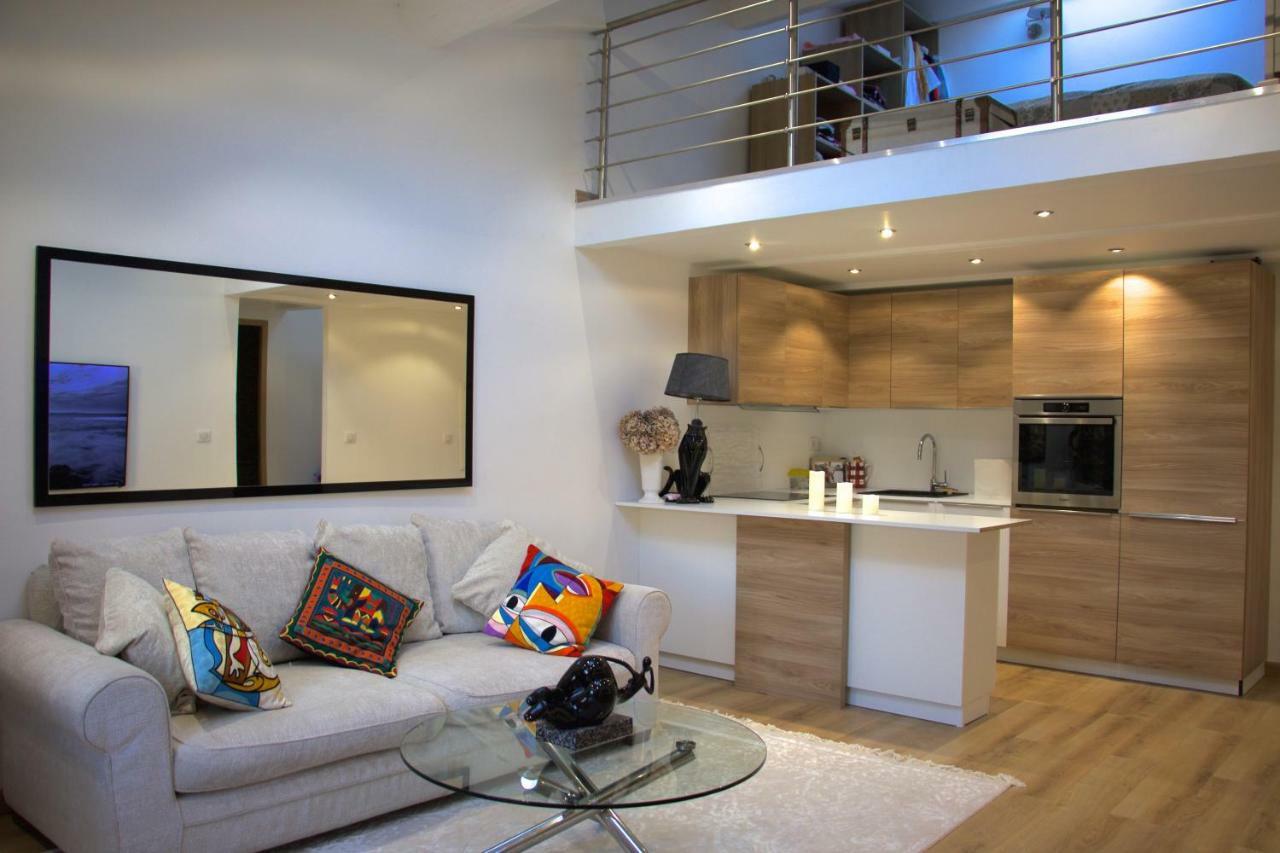 Duplex Fontaine - Appartement Duplex Coeur Vieil Antibes Old City Marche Provencal Zewnętrze zdjęcie