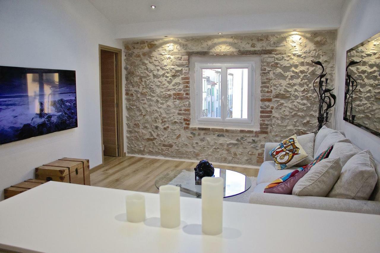 Duplex Fontaine - Appartement Duplex Coeur Vieil Antibes Old City Marche Provencal Zewnętrze zdjęcie